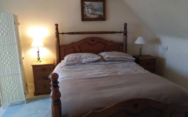 Anchor b & b