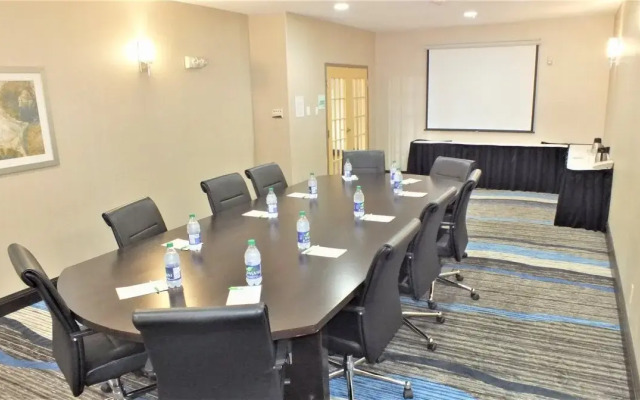 Holiday Inn Hotel & Suites Regina by IHG