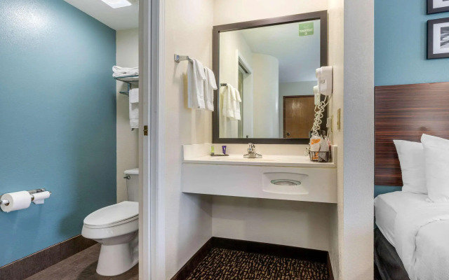 Sleep Inn & Suites