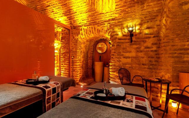 Hagia Sofia Mansions Istanbul, Curio Collection by Hilton