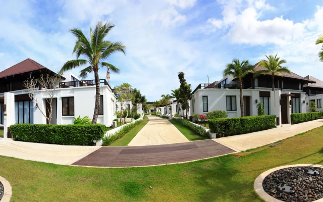 The Oriental Beach Resort