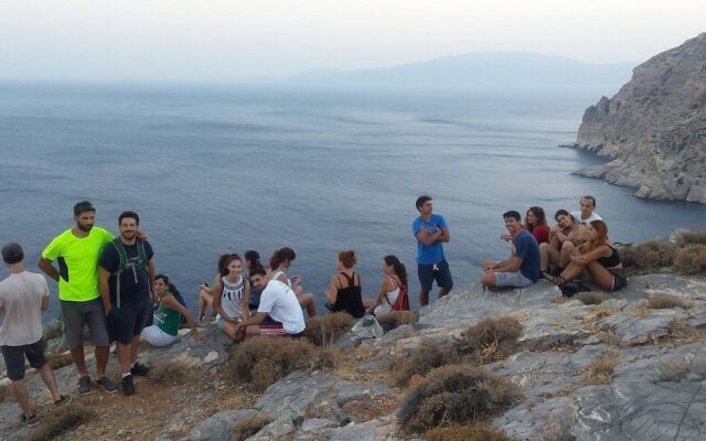 Aiolos Hotel
