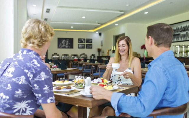 Ally Beach Boutique Hotel Hoian