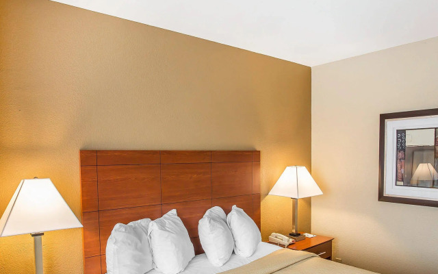 Quality Inn & Suites