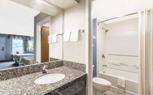 Days Inn Franklin Nashville