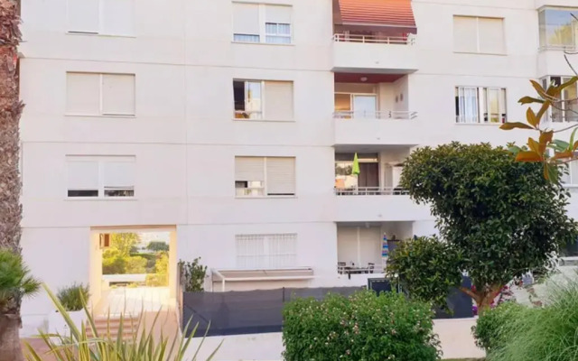 Sea view holiday apartment near Alicante