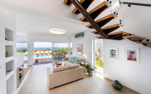Protaras Beachfront Villa Alia