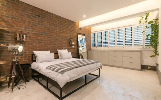 2nd Floor Fox Street Studios