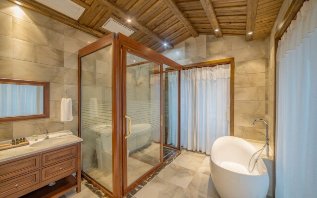 Riverside Boutique Inn