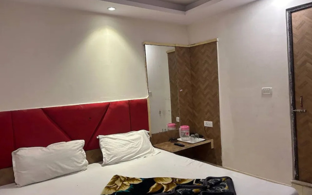 Shree Lodge Near New Delhi Railway Station, Paharganj