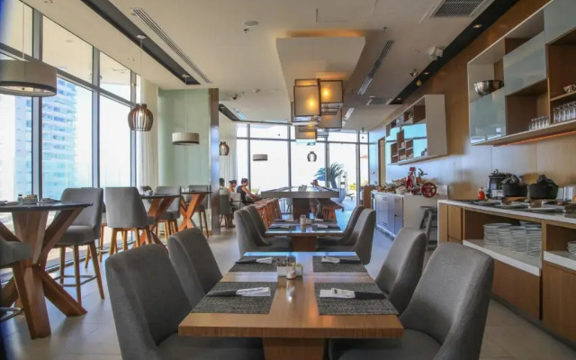 Grand Marina Santa Marta