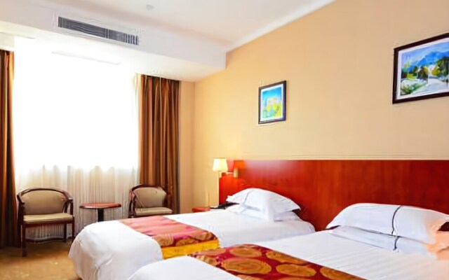 Mid-Levels Holiday Inn