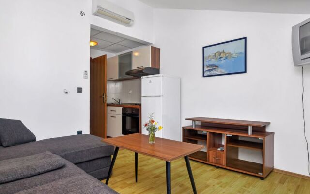 Apartment Rubin Hvar/Pokrivenik 30672