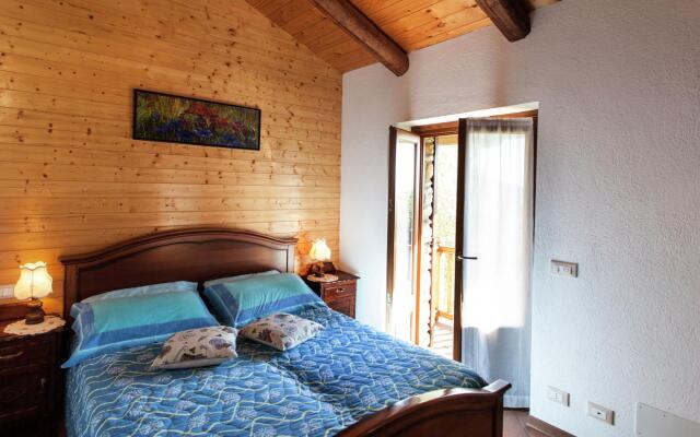 Appartamento a Netro con Bosco
