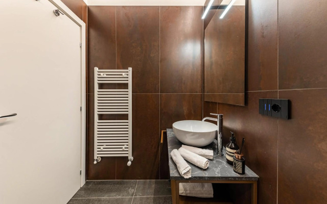 App 4 Palazzo Cavour