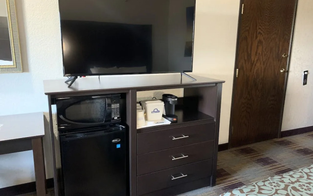Days Inn Faribault