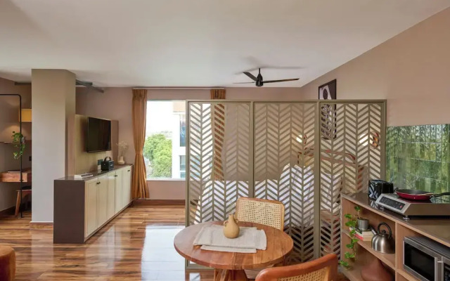 Minimalist - The Varanasi Edit