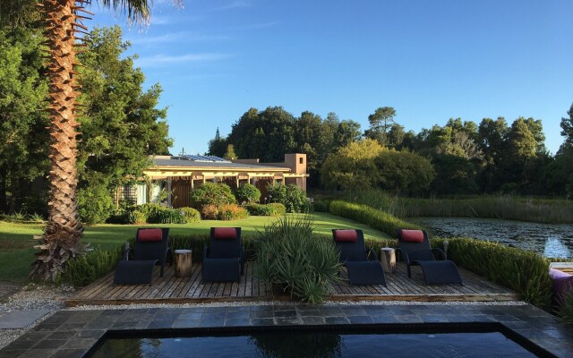 Lily Pond Country Lodge