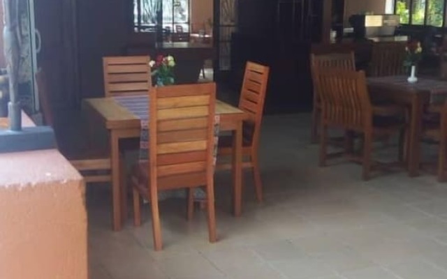 Pamoja Expeditions Lodge