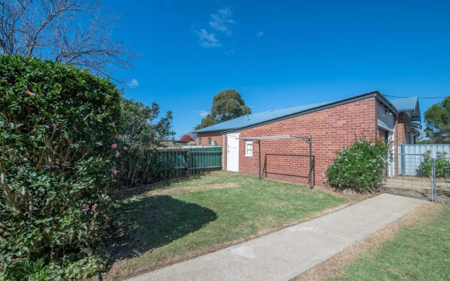 Sweet Caroline Sunny & Spacious Sleeps 6