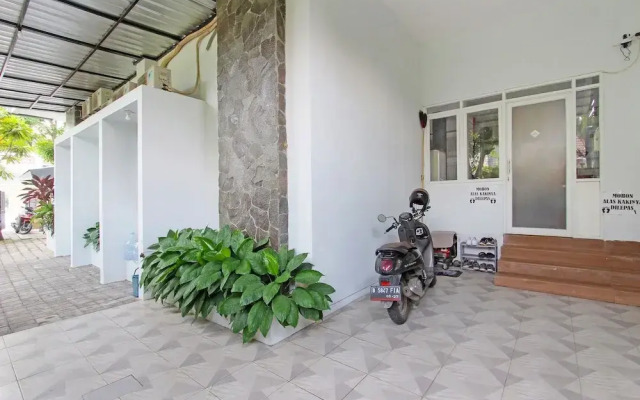 Capital O 91665 D'prof Exclusive Guesthouse