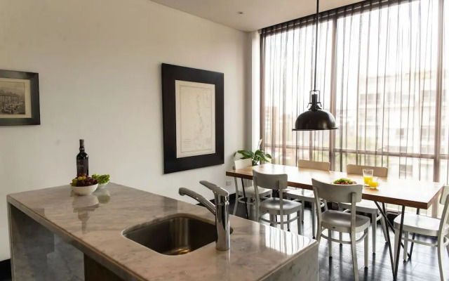 8010 Urban Living Luxury Home Experiences.