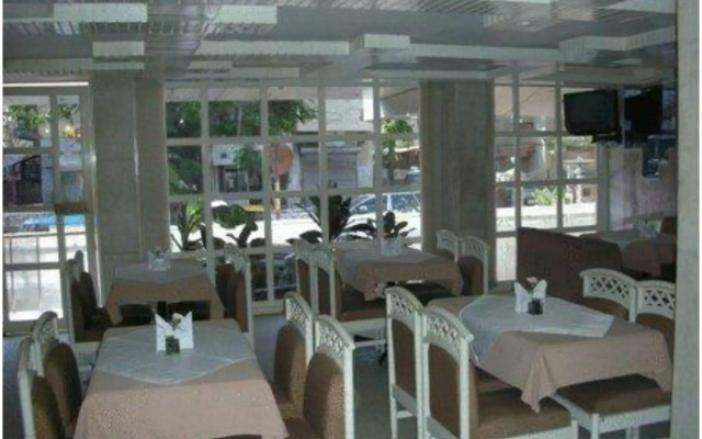Hotel Milan International
