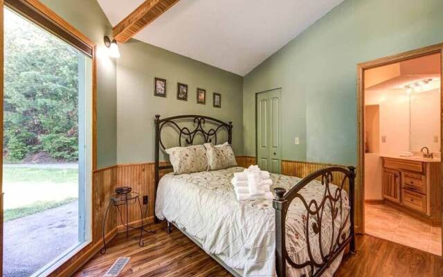 Woodsong - One Bedroom Cabin