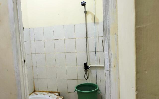 OYO 90090 Adhyaksa Syariah Guest House