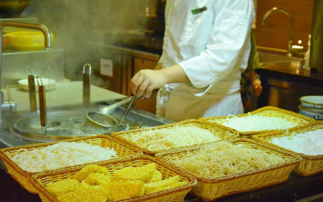 Junluxe Hotel Guangzhou Science City-Free Shuttle Bus Service to Guangzhou Canton Fair