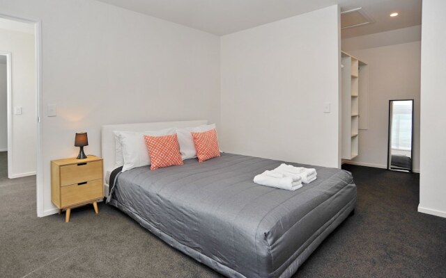 Madras St Apartment 1 - City