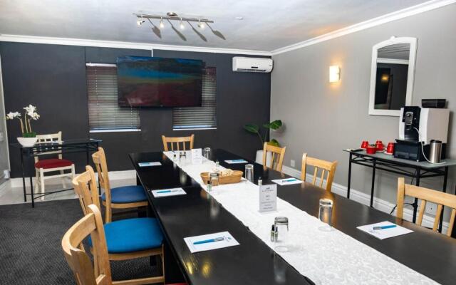 Bantry Bay Suite Hotel