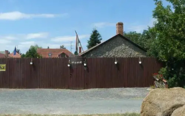 Ludad Kertekalja Vendégház