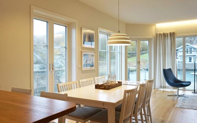 4 Star Holiday Home in Hamburgsund-by Traum