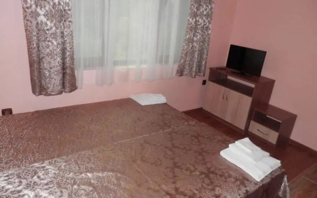 Family hotel Borovitsa