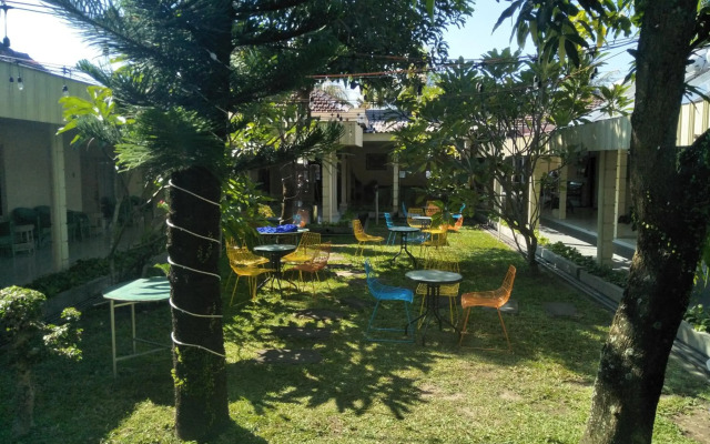 Hotel GRAND ROSELA Yogyakarta