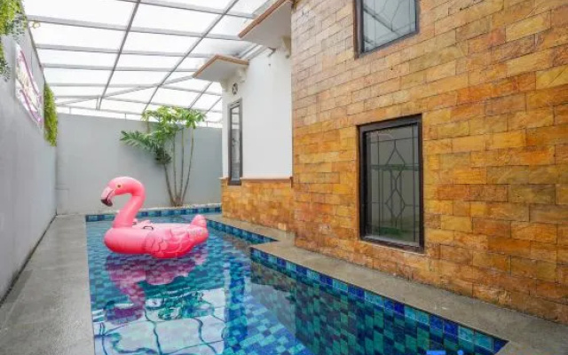 The Lavana Dzawani Villa Godean – Outside – Sleman