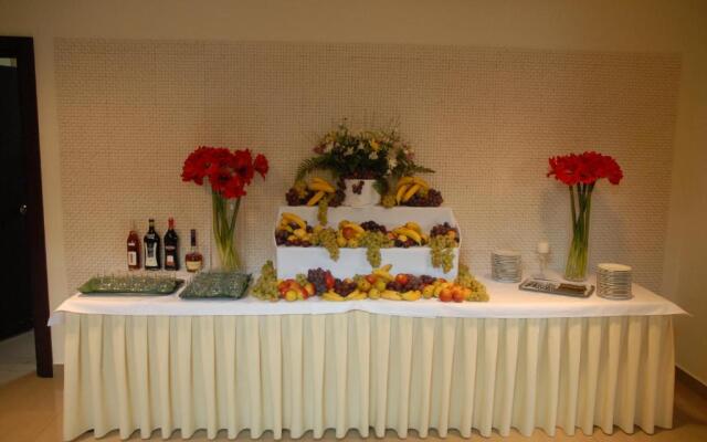 Hotel Cubix
