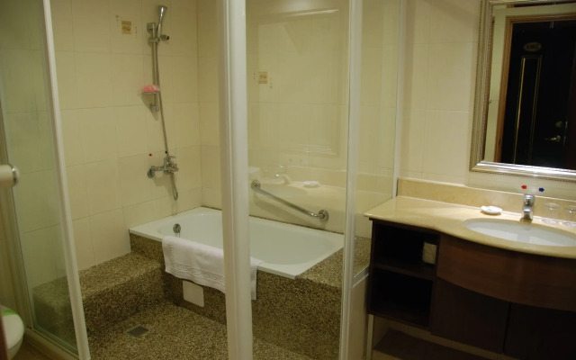 Cultural Trust Hotel