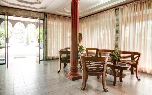 OYO 2690 Hotel Tampan