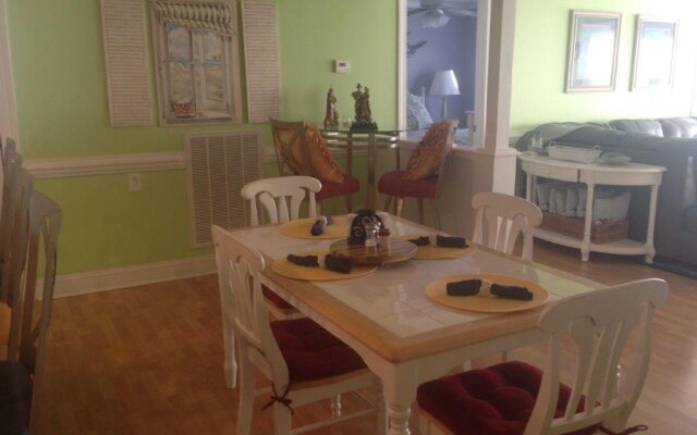 Heaven Sent 4 Bedroom Home by RedAwning