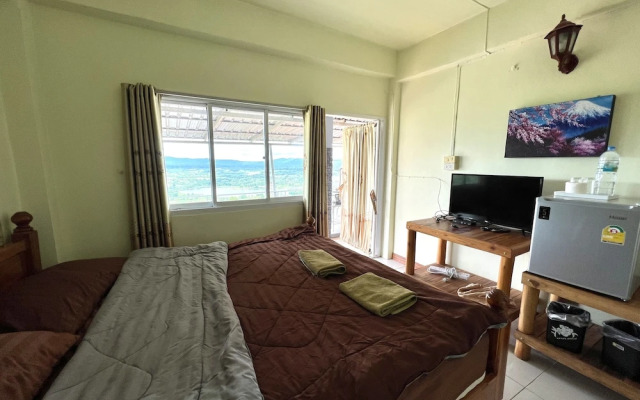 Seemok Resort
