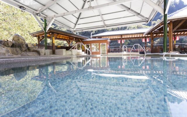 Ming Zhi Hot Spring Hotel
