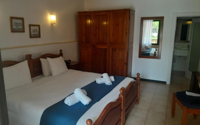 Cornucopia Hotel