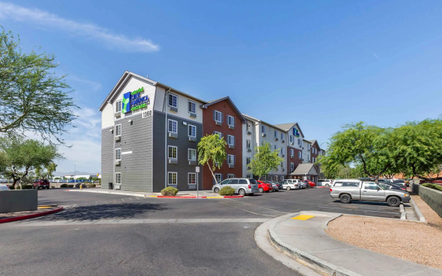 Extended Stay America Select Suites - Phoenix - West