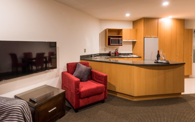 Fino Hotel & Suites – Guest Rooms – Christchurch