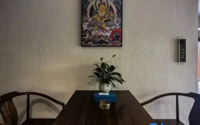 Xihe Retreat · Zangyi Hotel (Shangri-La Songzanling Temple Branch)