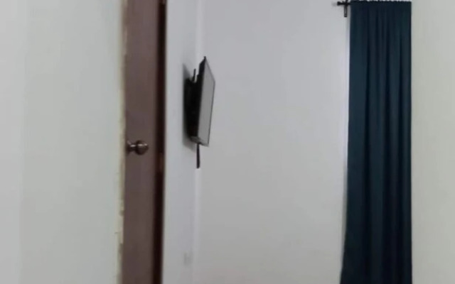 Bright Apartment at Punta Cana Wifi/ac/elect/iron/parking