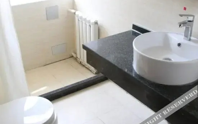 Zhonglin Hotel