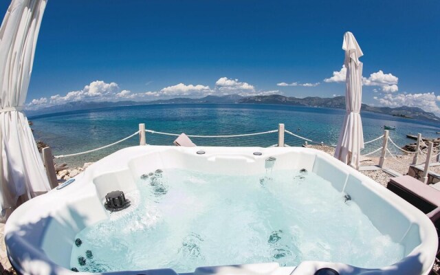 Nice Home in Sreser with Hot Tub, Sauna & WiFi